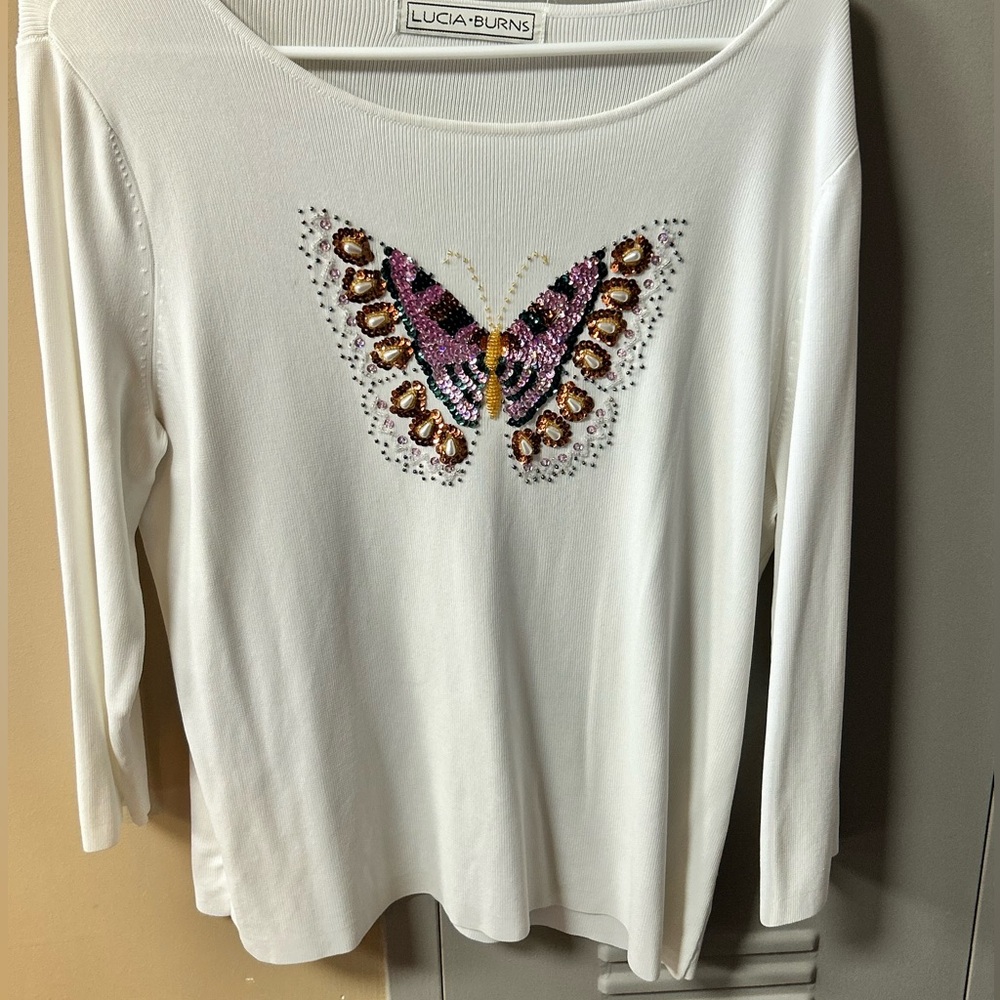 Lucia burns butterfly top